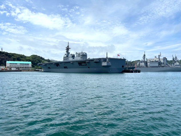 軍艦めぐり　ひゅうが